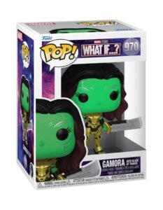 Funko Pop Marvel: What If - Gamora Con Espada De Thanos Esta pieza de vinil destaca por su fantástico diseño y nivel de detalle: muestra a la letal asesina de piel verde luciendo la imponente armadura dorada de Thanos, con grabados cibernéticos plateados en su rostro y cabello oscuro con destellos rojizos.